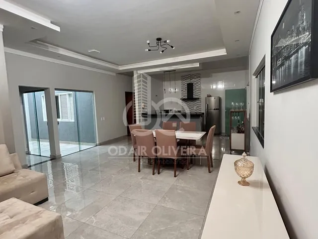 Imagem 3: Casa a Venda com Suíte Closet no Parque das Aroeiras, Passos - Mg