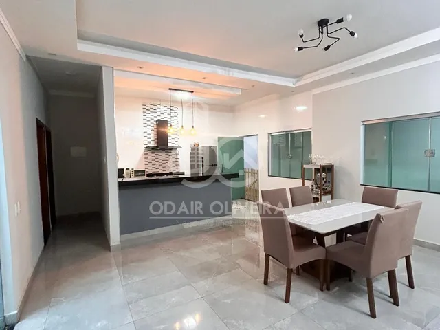 Imagem 5: Casa a Venda com Suíte Closet no Parque das Aroeiras, Passos - Mg