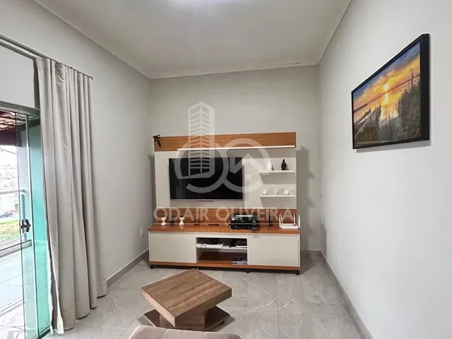Imagem 6: Casa a Venda com Suíte Closet no Parque das Aroeiras, Passos - Mg