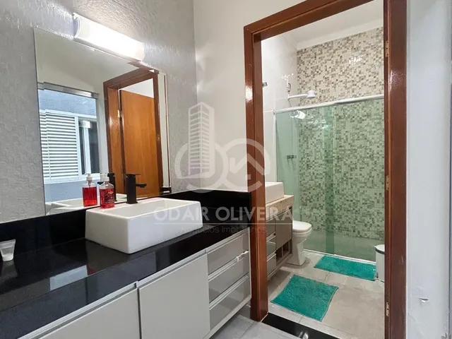 Imagem 9: Casa a Venda com Suíte Closet no Parque das Aroeiras, Passos - Mg