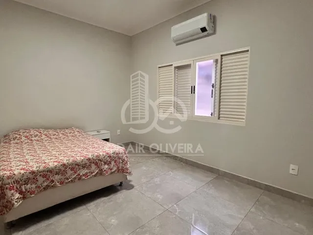 Imagem 15: Casa a Venda com Suíte Closet no Parque das Aroeiras, Passos - Mg