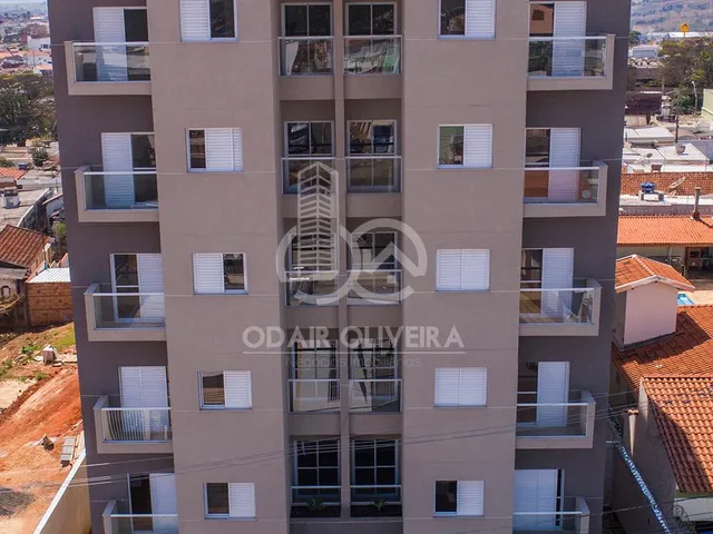 Imagem 5: Apartamento Novo no Centro da Cidade, 2 Quartos Mais 1 Suíte