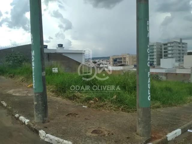 Imagem 3: Terreno de Esquina com 300M À Venda, Vila Rica, Passos - Mg