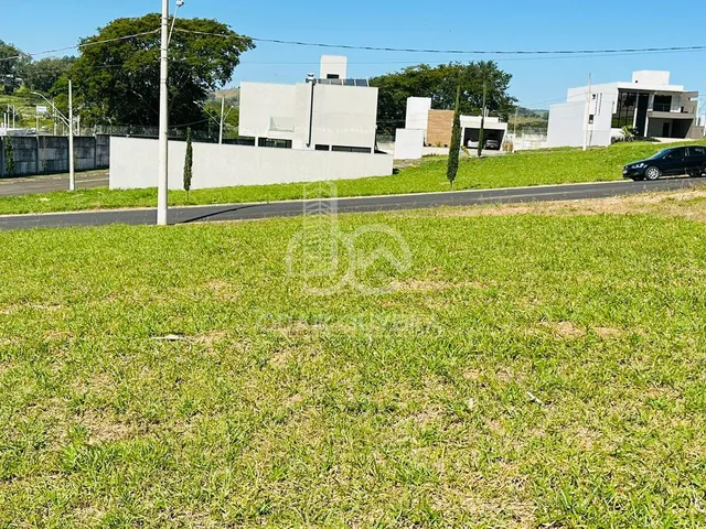 Imagem: Terreno a Venda de 390M no Condomínio Libano