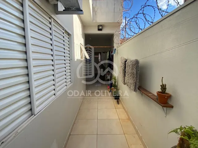 Imagem 11: Casa com Área Gourmet, Churrasqueira, Á Venda no Recanto da Harmonia, Passos - Mg