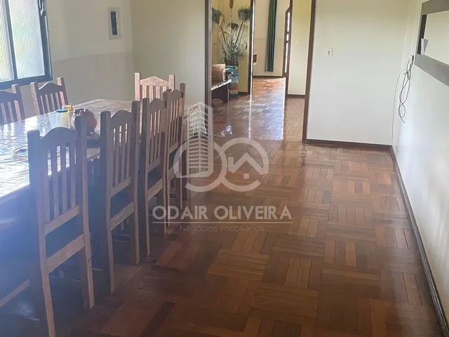 Imagem: Casa a Venda com 2 Dormitorios e Suíte