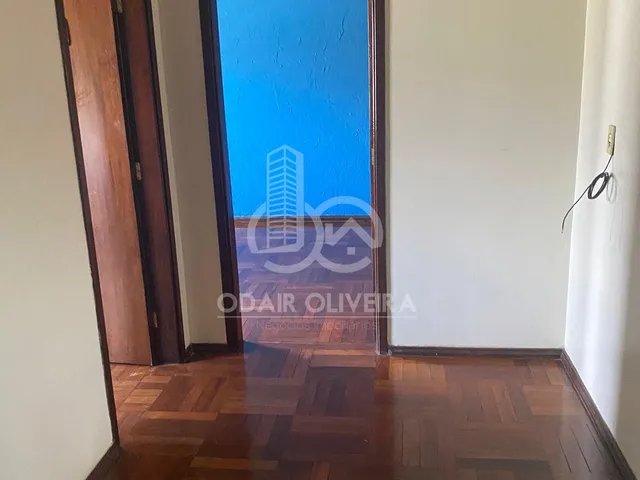 Imagem 11: Casa a Venda com 2 Dormitorios e Suíte com Banheira - Muarama - Passos - Mg