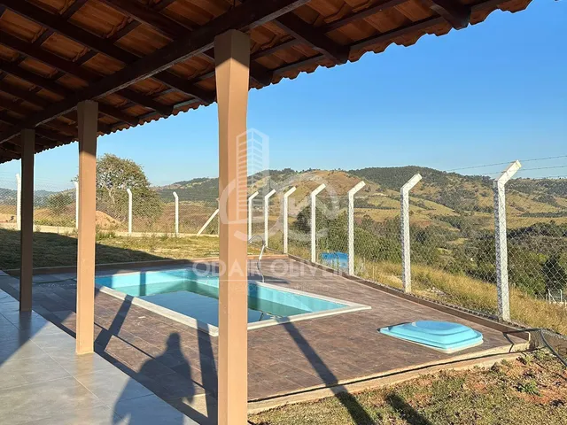 Imagem 2: Sitio de 1 Hectare a Venda, com 2 Dormitorios e Suíte - Mumbuca, Passos - Mg