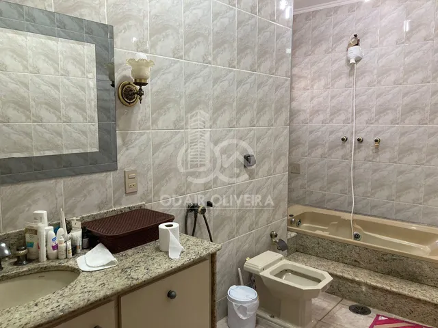 Imagem 13: Casa com Salão, Suíte e Piscina À Venda, Muarama, Passos - Mg