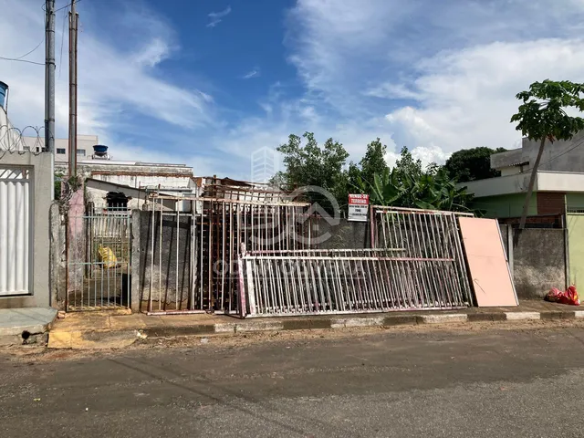 Imagem 2: Terreno de 300M a Venda no Jardim Centenario - Passos - Mg