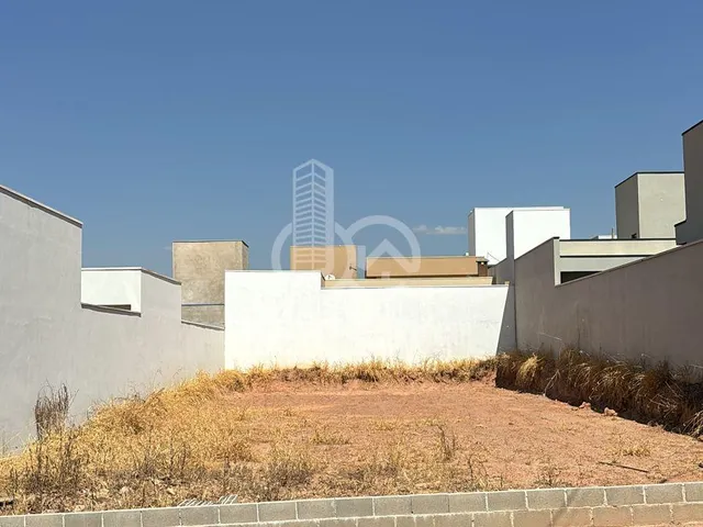 Imagem 3: Terreno de 360M a Venda no Condominio Monte Belo Passos - Mg
