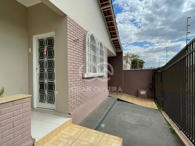 Imagem: Casa com 3 Quartos, 3 Banheiros À Venda