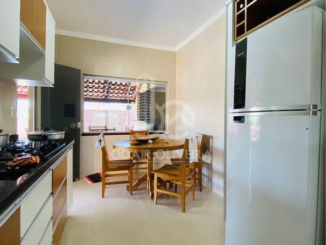 Imagem 6: Casa com Suíte com Closet À Venda, Casarão, Passos - Mg