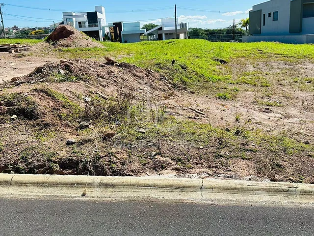 Imagem: Terreno a Venda de 390M no Condomínio Libano