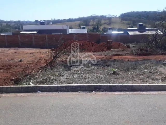 Imagem: Terreno a Venda de 250M no Bairro Jardim