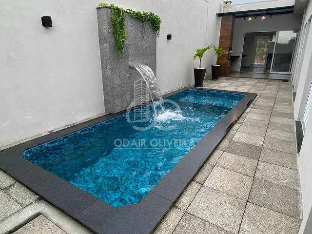 Imagem: Casa a Venda com Piscina, Hidromassagem