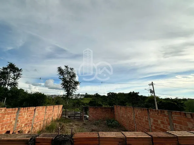 Imagem 5: Terreno Plano e Murado de 200M À Venda, Bairro Mirante do Vale, Passos - Mg