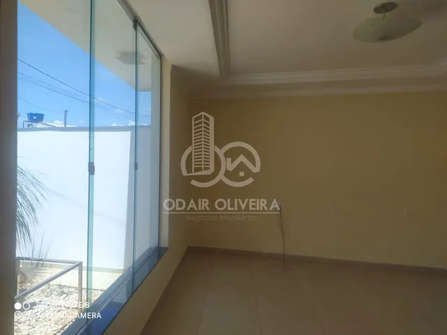 Imagem: Casa com 3 Dormitórios Sendo 1 Suíte a