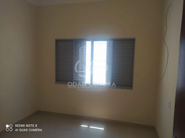 Imagem 10: Casa com 3 Dormitórios Sendo 1 Suíte a Venda no Bairro Nova Suiça, Passos - Mg