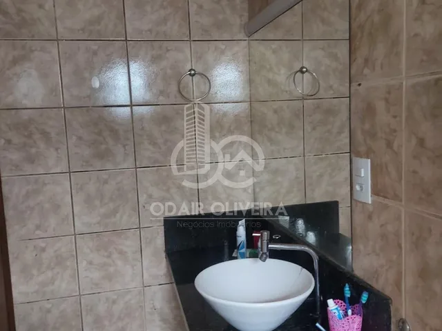 Imagem 12: Casa com 3 Quartos Sendo 1 Suíte a Venda no Bairro Cohab Iv, Passos - Mg