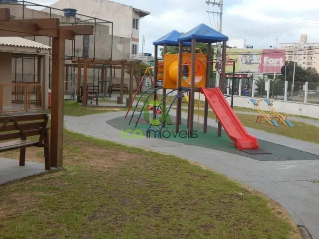 Imagem 6: Apartamento À Venda em São José-Sc: 2 Quartos, 1 Vaga e Muitos Destaques! Sol, Sacada e Condomínio Completo!