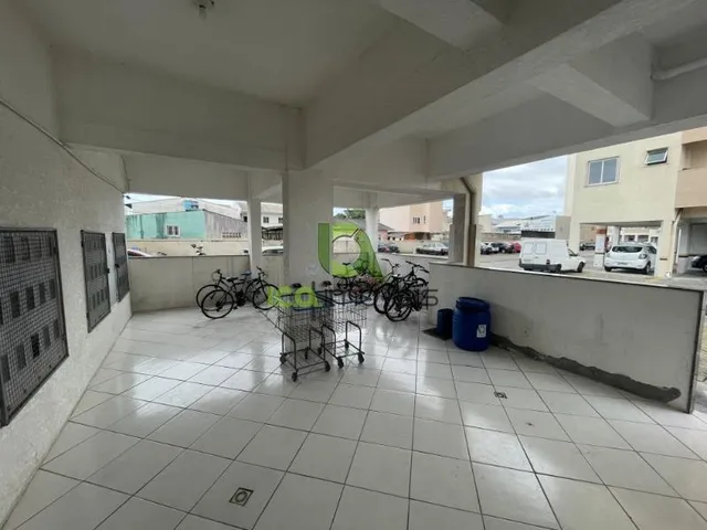 Imagem 13: Apartamento À Venda em São José-Sc: 2 Quartos, 1 Vaga e Muitos Destaques! Sol, Sacada e Condomínio Completo!