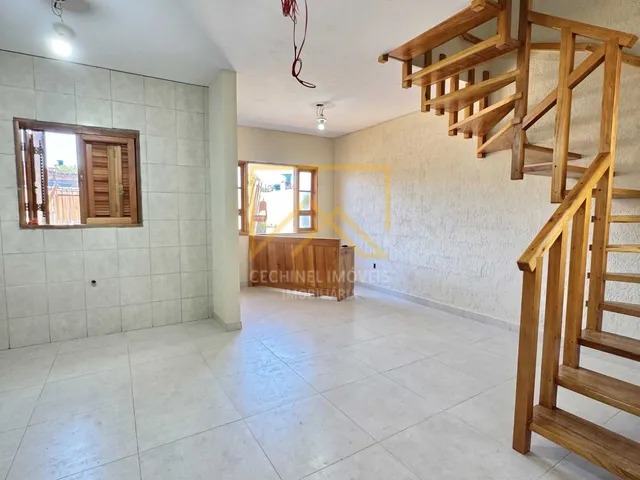 Imagem 2: Sobrado À Venda no Bairro Vila Fátima - Cachoeirinha/Rs