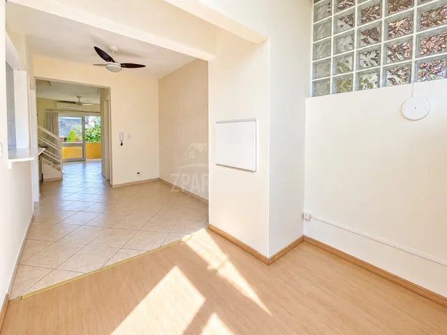 Imagem 7: Casa de 3 Quartos em Condomínio na Tristeza, Porto Alegre-Rs com 1 Suíte, 3 Banheiros e 170M² de Área