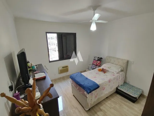 Imagem 11: Apartamento na Ponta da Praia de 3 Quartos com Varanda e 2 Vagas na Ponta da Praia