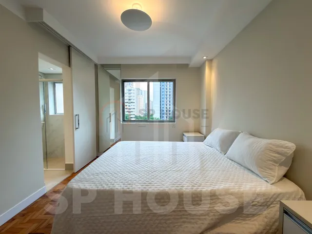 Imagem 13: Apartamento Reformado À Venda em Moema com 2 Suítes, 1 Vaga, 72M²