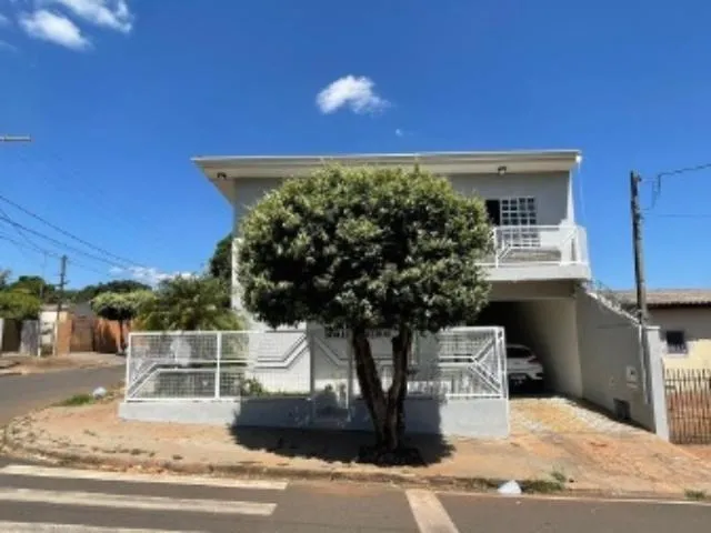 Imagem: Casa Residencial em Colorado - Pr, Jardim
