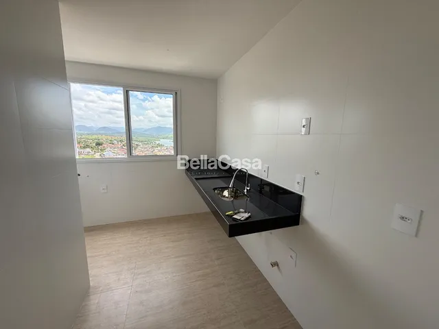 Imagem 12: Apartamento a Venda no Centro de Guarapari - Edifício com Área de Lazer