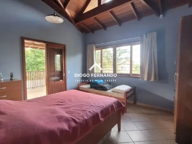 Imagem 3: Casa de 4 Dormitórios À Venda