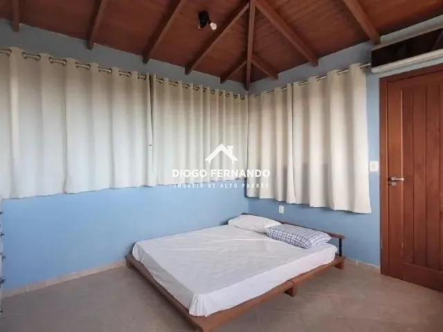 Imagem 8: Casa de 4 Dormitórios À Venda