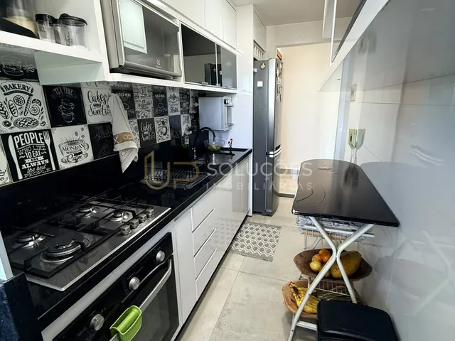 Imagem 3: Apartamento Padrão com 3 Quartos/ 1 Suite, Todo Reformado e com Moveis Planejados - R$ 680.000,00