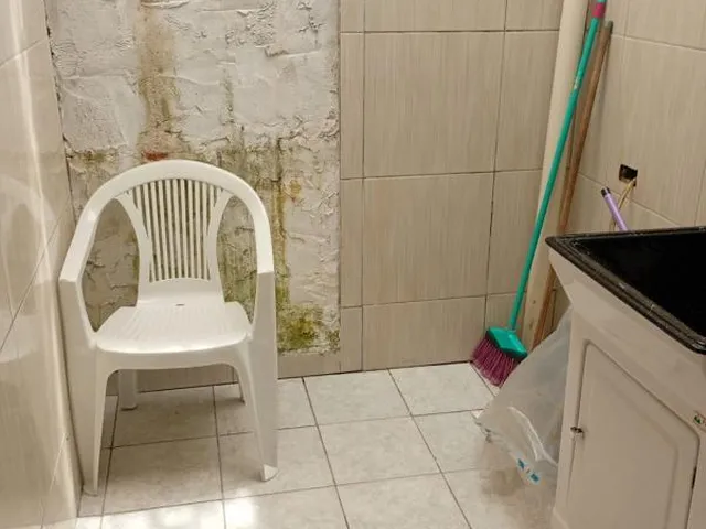 Imagem 2: Quitinete Piscina Coletiva Área de Lazer Quarto Cozinha Bwc 300 M do Mar