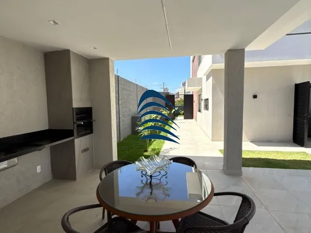 Imagem 14: Casa Contemporânea com Piscina e 4 Suítes no Itaigara