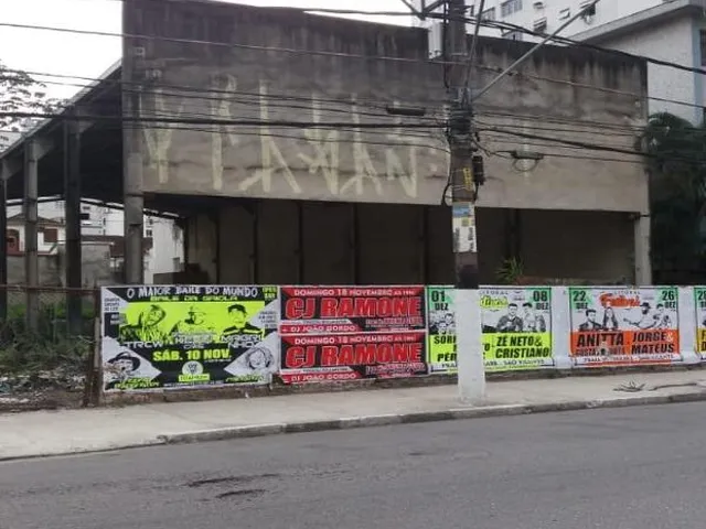 Imagem: Terreno Comercial em São Vicente - São