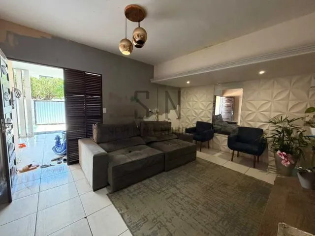 Imagem 2: Casa a Venda no Bairro do Varjão com 300M² de Área Terreno C/02 Quartos,01Wc, Quintal e Terraço