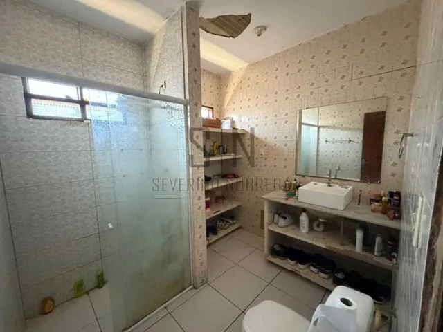 Imagem 9: Casa a Venda no Bairro do Varjão com 300M² de Área Terreno C/02 Quartos,01Wc, Quintal e Terraço