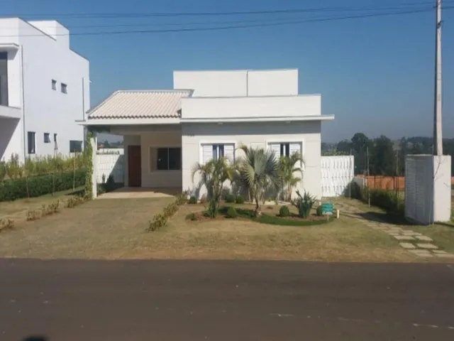 Imagem: Casa Cond. Mont Serrat 3 Suítes Terreno
