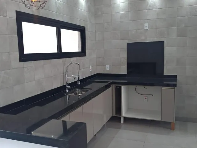 Imagem: Casa com 03 Dormitórios e Suíte no Condomínio
