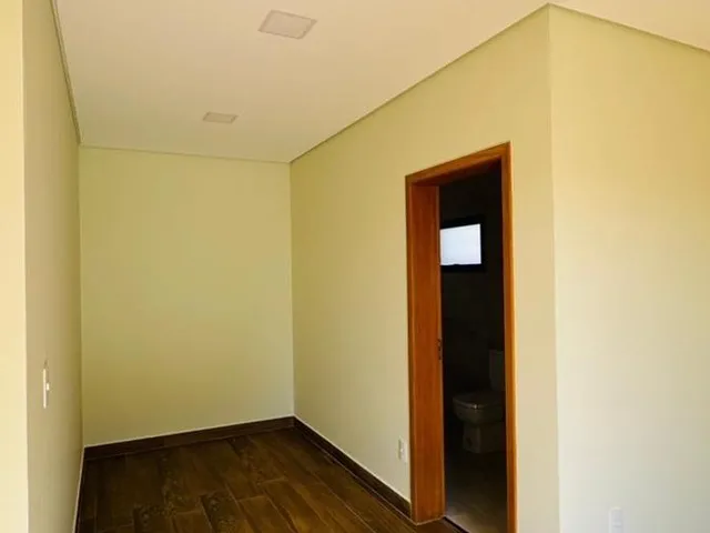 Imagem 8: Casa Moderna no Condomínio Mirante dos Ipês