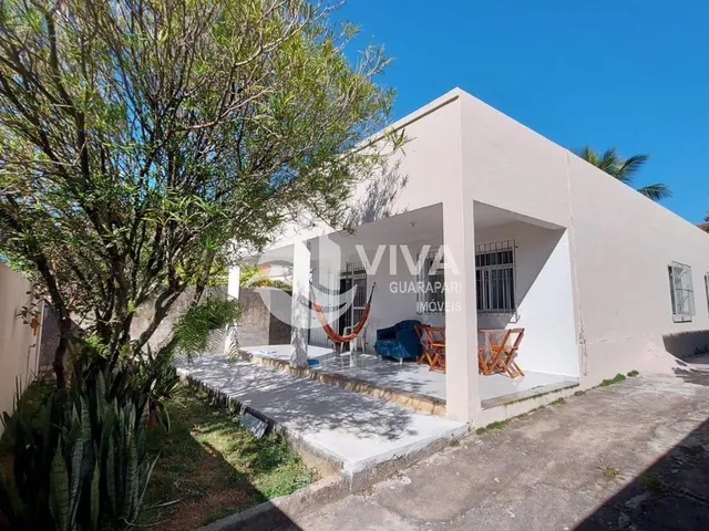 Imagem 13: Imperdível Casa À Venda na Praia do Morro, Guarapari-Es, com 3 Quartos, 1 Suíte, 3 Salas, 2 Banheiros, 4 Vagas e 432M²!
