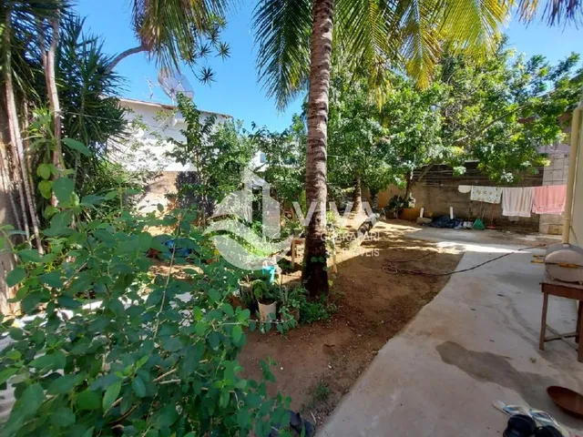 Imagem 12: Imperdível Casa À Venda na Praia do Morro, Guarapari-Es, com 3 Quartos, 1 Suíte, 3 Salas, 2 Banheiros, 4 Vagas e 432M²!