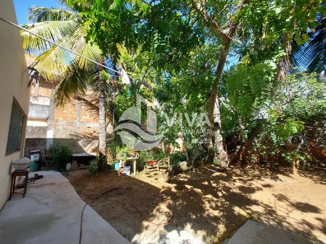 Imagem 8: Imperdível Casa À Venda na Praia do Morro, Guarapari-Es, com 3 Quartos, 1 Suíte, 3 Salas, 2 Banheiros, 4 Vagas e 432M²!