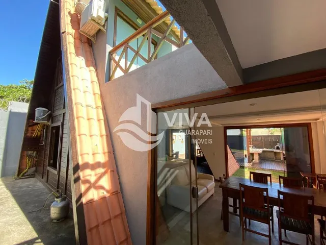 Imagem 16: Casa À Venda na Enseada Azul em Guarapari-Es: 5 Quartos, 5 Suítes, 2 Salas, 7 Banheiros, 3 Vagas de Garagem, 153,60 M²