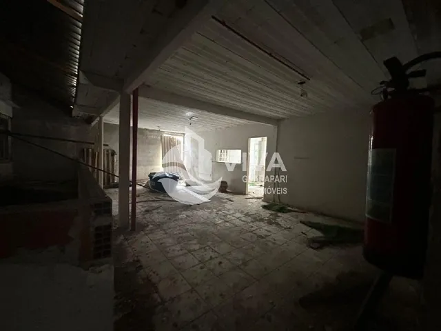 Imagem 2: Locação de Ponto Comercial de Alto Padrão no Centro de Guarapari-Es: 24 Salas, 29 Banheiros, 1.400M² de Área
