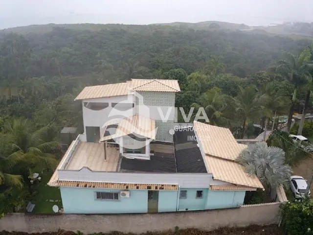 Imagem 4: Chácara de Luxo À Venda em Guarapari-Es, Meaípe: 5 Quartos, 3 Suítes, 2 Salas, 4 Banheiros, 4 Vagas de Garagem