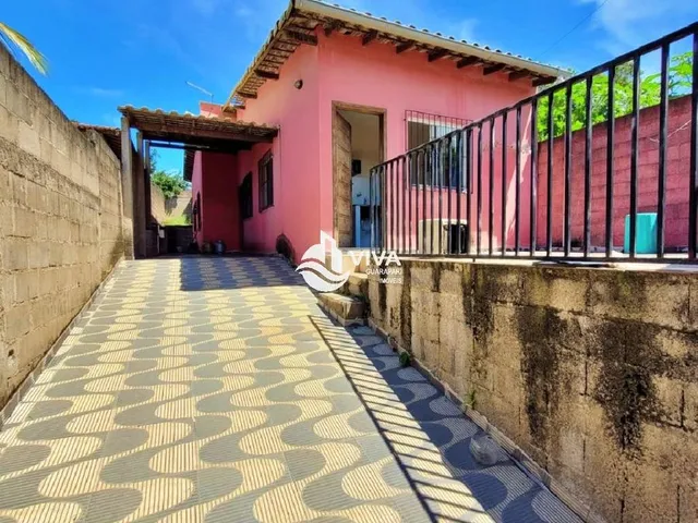 Imagem: Casa Linear Composta por 3 Quartos Á Venda